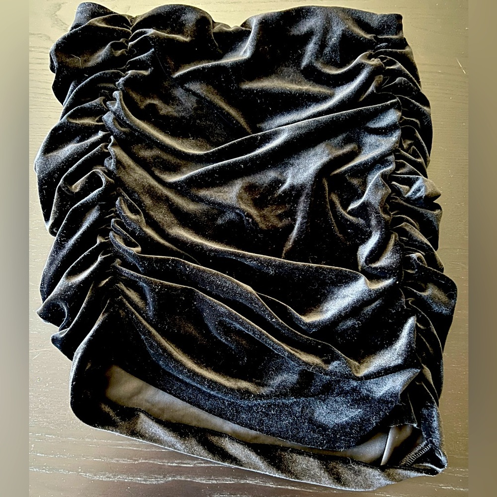 Like new velvet ruched mini skirt.